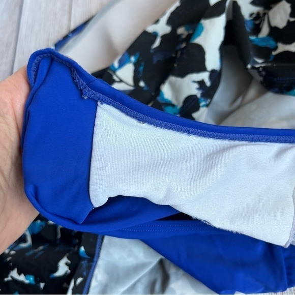 Jones New York Sport Tummy Control Swimsuit 18 - Picture 6 of 6